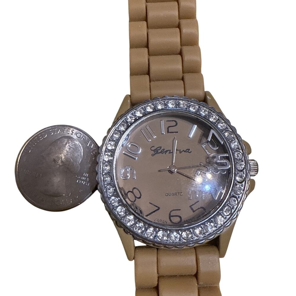 Geneva Platinum Watch Beige Buckle Band Round Face Modern Stylish New BaWORKING!